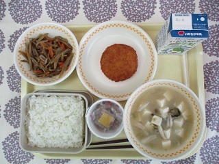 5月12日の学校給食（中学校献立）