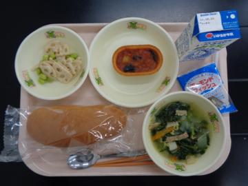 4月25日の学校給食（小学校A献立）の写真