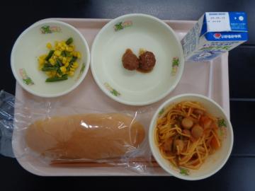 6月4日の学校給食（小学校A献立）の写真