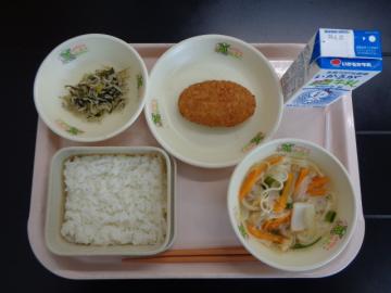 6月19日の学校給食（小学校A献立）の写真