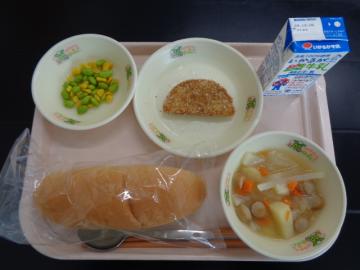 11月28日の学校給食（小学校A献立）の写真