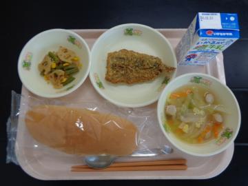 12月17日の学校給食（小学校A献立）の写真