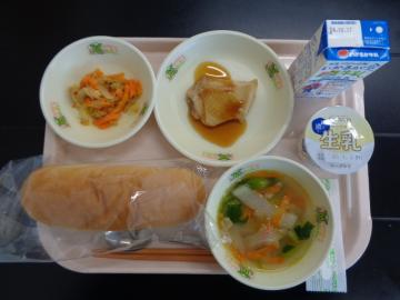 12月19日の学校給食（小学校A献立）の写真