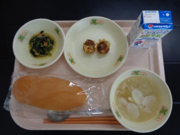 1月9日の学校給食（小学校A献立）の写真