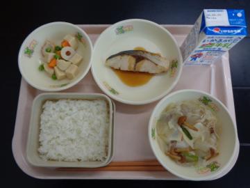 2月12日の学校給食（小学校A献立）の写真