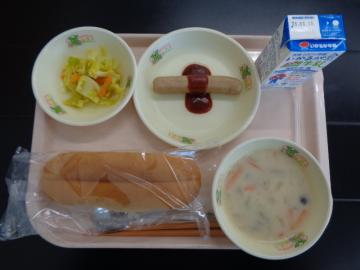 2月25日の学校給食（小学校A献立）の写真