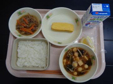 3月5日の学校給食（小学校A献立）の写真