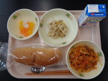 3月6日の学校給食（小学校A献立）の写真