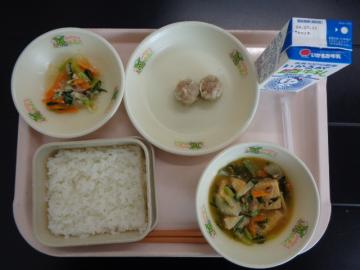 7月3日の学校給食（小学B献立）の写真
