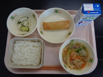 10月9日の学校給食（小学B献立）の写真