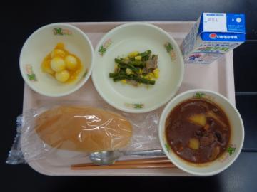 10月29日の学校給食（小学B献立）の写真