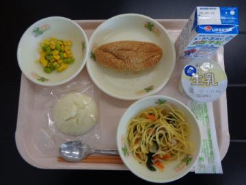 2月6日の学校給食（小学校B献立）の写真