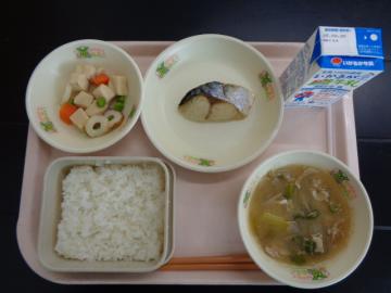 3月12日の学校給食（小学校B献立）の写真