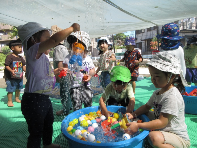 2歳児水遊び