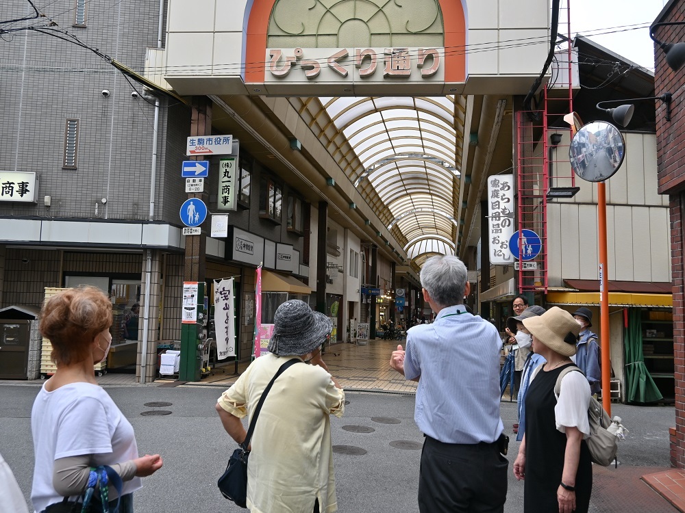旧生駒町公設市場とおいしいお出汁 1