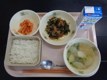 4月9日の学校給食（小学校A献立）の写真