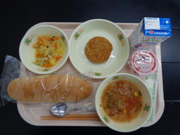 4月15日の学校給食（小学校A献立）の写真