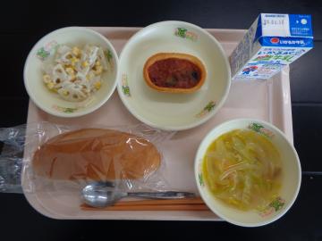 4月22日の学校給食（小学校A献立）の写真