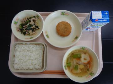 5月12日の学校給食（小学校A献立）の写真