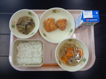 6月11日の学校給食（小学校A献立）の写真