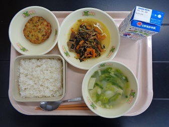 6月20日の学校給食（小学校A献立）の写真