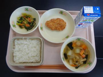 6月30日の学校給食（小学校A献立）の写真