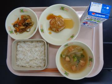 7月16日の学校給食（小学校A献立）の写真