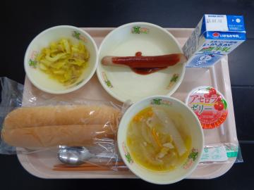 9月2日の学校給食（小学校A献立）の写真