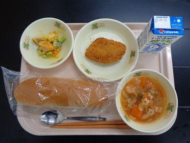 9月18日の学校給食（小学校A献立）の写真