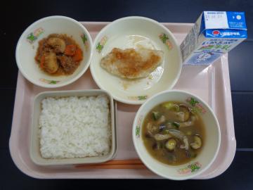 9月22日の学校給食（小学校A献立)の写真
