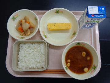 10月3日の学校給食（小学校A献立）の写真