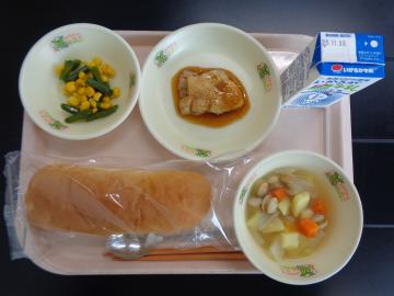 10月28日の学校給食（小学校A献立）の写真