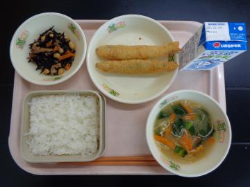 11月26日の学校給食（小学校A献立）の写真