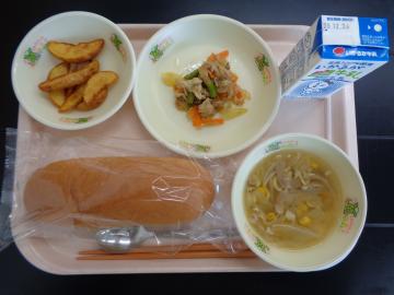 12月18日の学校給食（小学校A献立）の写真