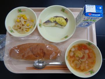 2月26日の学校給食（小学校A献立）の写真