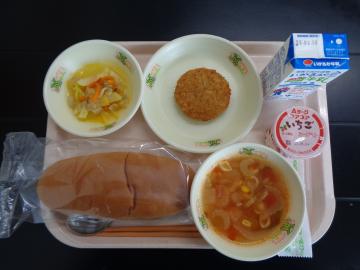 4月22日の学校給食（小学校B献立）の写真