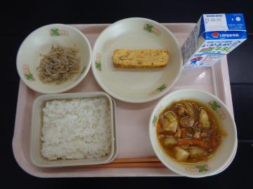 4月28日の学校給食（小学校B献立）の写真
