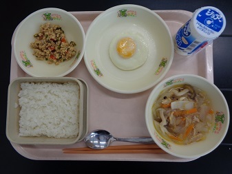 5月23日の学校給食（小学校B献立）の写真