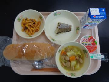 5月27日の学校給食（小学校B献立）の写真