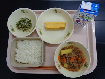 5月30日の学校給食（小学校B献立）の写真