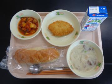 6月17日の学校給食（小学校B献立）の写真