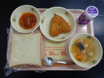 7月1日の学校給食（小学校B献立）の写真