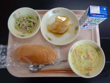 7月3日の学校給食（小学校B献立）の写真