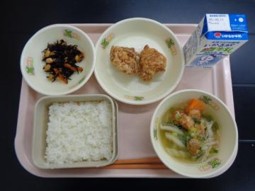 10月3日の学校給食（小学校B献立）の写真