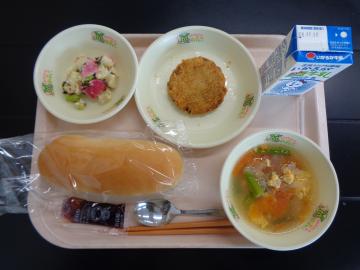 11月11日の学校給食（小学校B献立）の写真