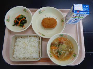 11月19日の学校給食（小学校B献立）の写真