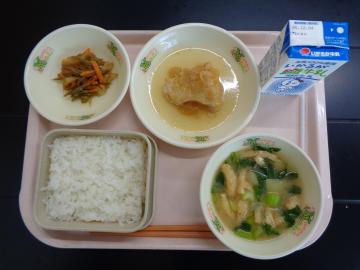 11月26日の学校給食（小学校B献立）の写真