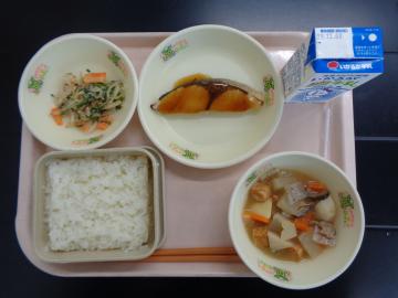 12月1日の学校給食（小学校B献立）の写真