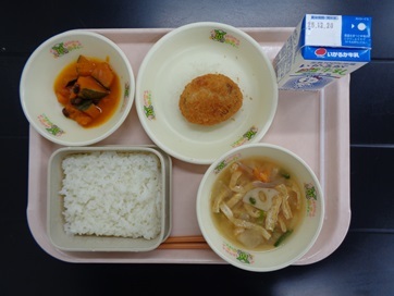 12月12日の学校給食（小学校B献立）の写真
