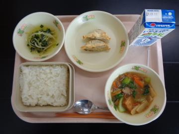 12月15日の学校給食（小学校B献立）の写真